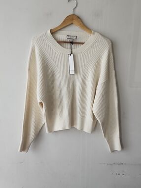 Women's Cream Ribbed Crewneck Sweater - Neutral Knit